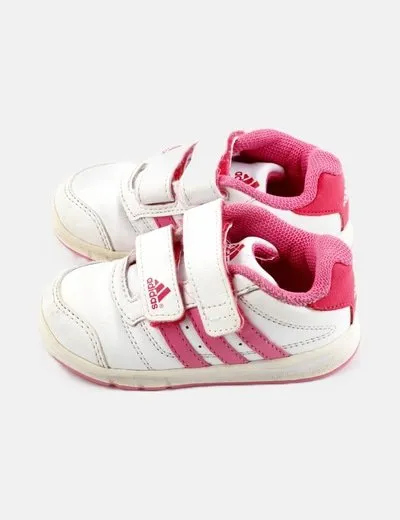 Adidas Deportiva blanca combinada
