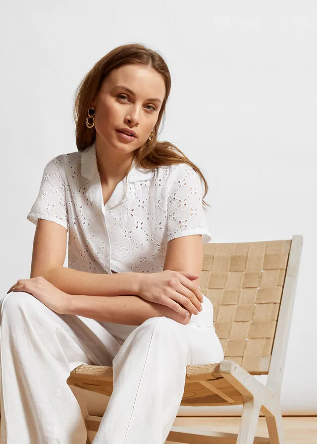 Blusa con bordado inglés Blanco