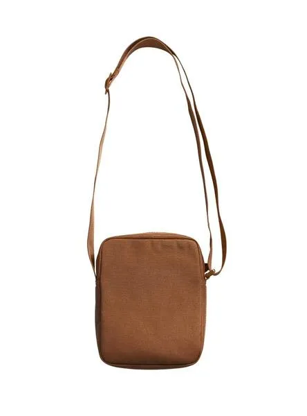 bolso lacoste vertical camel para hombre