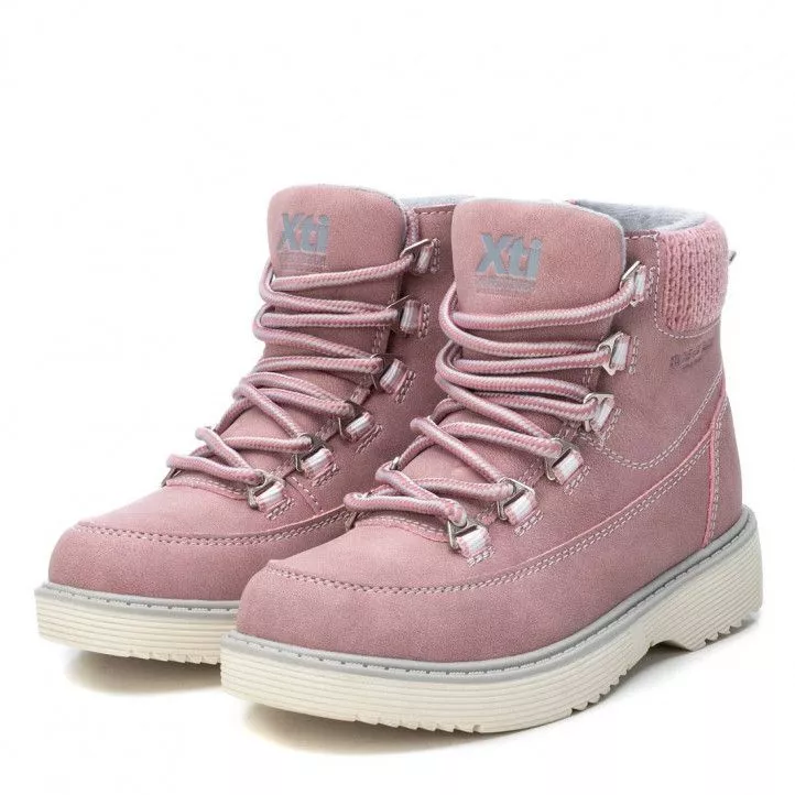 Botines Xti rosas con cordones