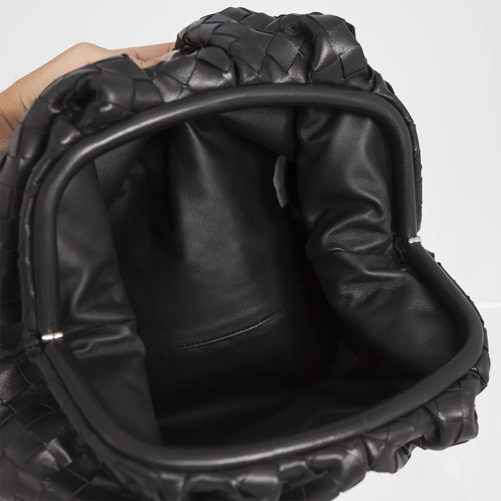 Bottega Veneta Bolso Pouch Negro