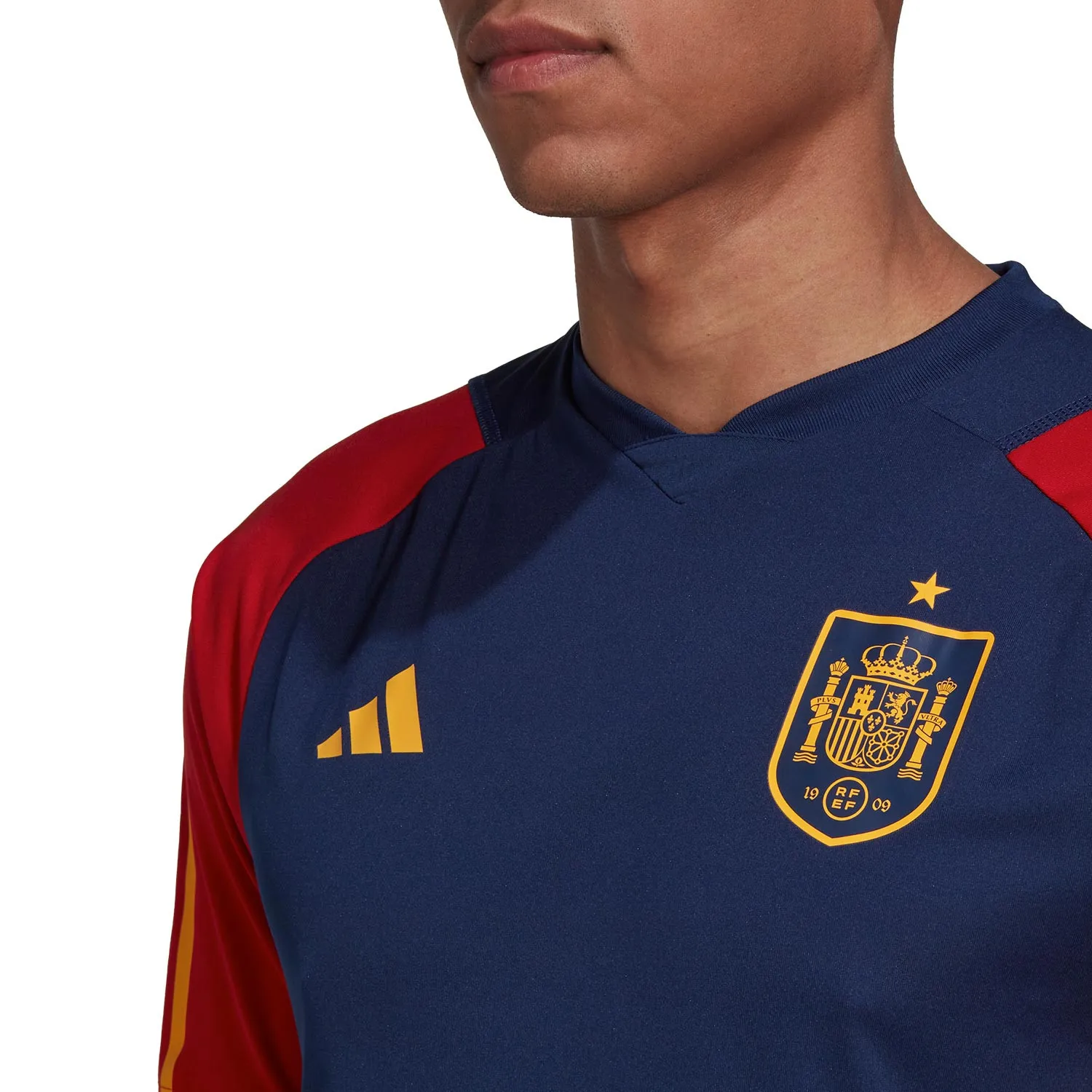 Camiseta adidas España entrenamiento