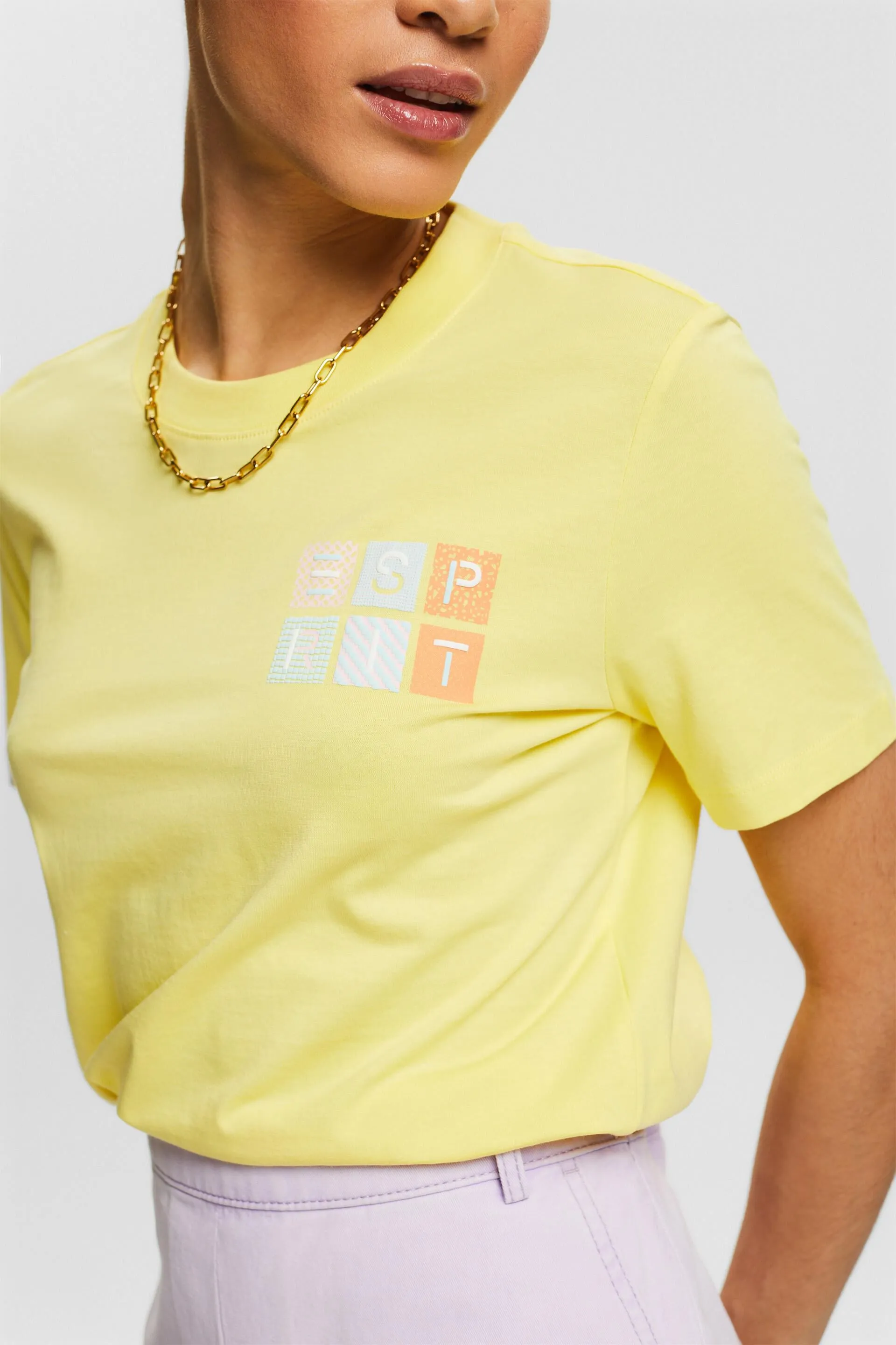 Camiseta de punto con logotipo