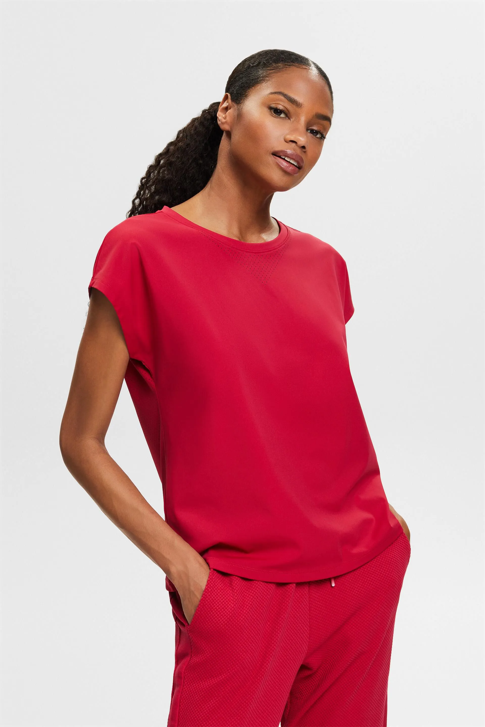 Camiseta deportiva con manga corta