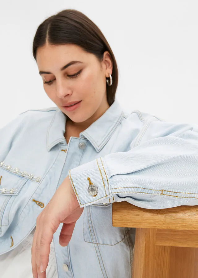 Chaqueta vaquera azul claro denim