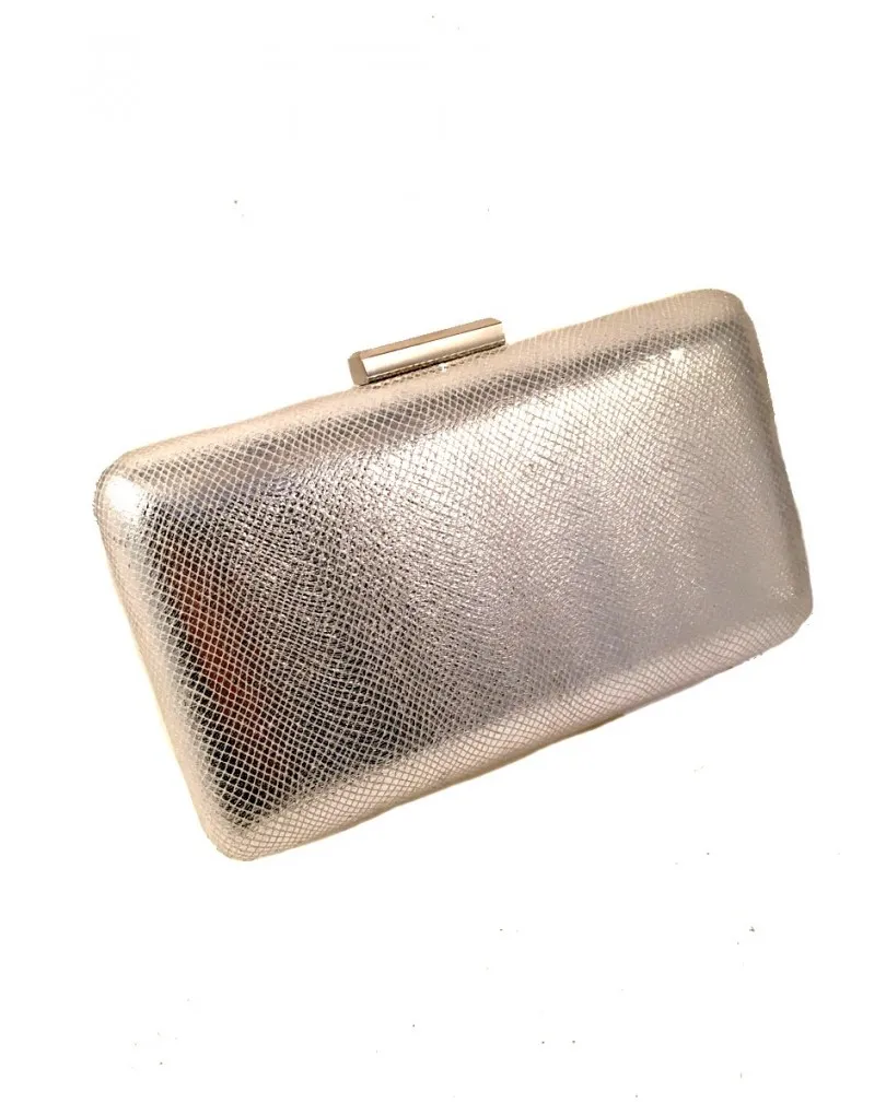 CLUTCH PLATEADO, CON EFECTO CUARTEADO Y BRILLO