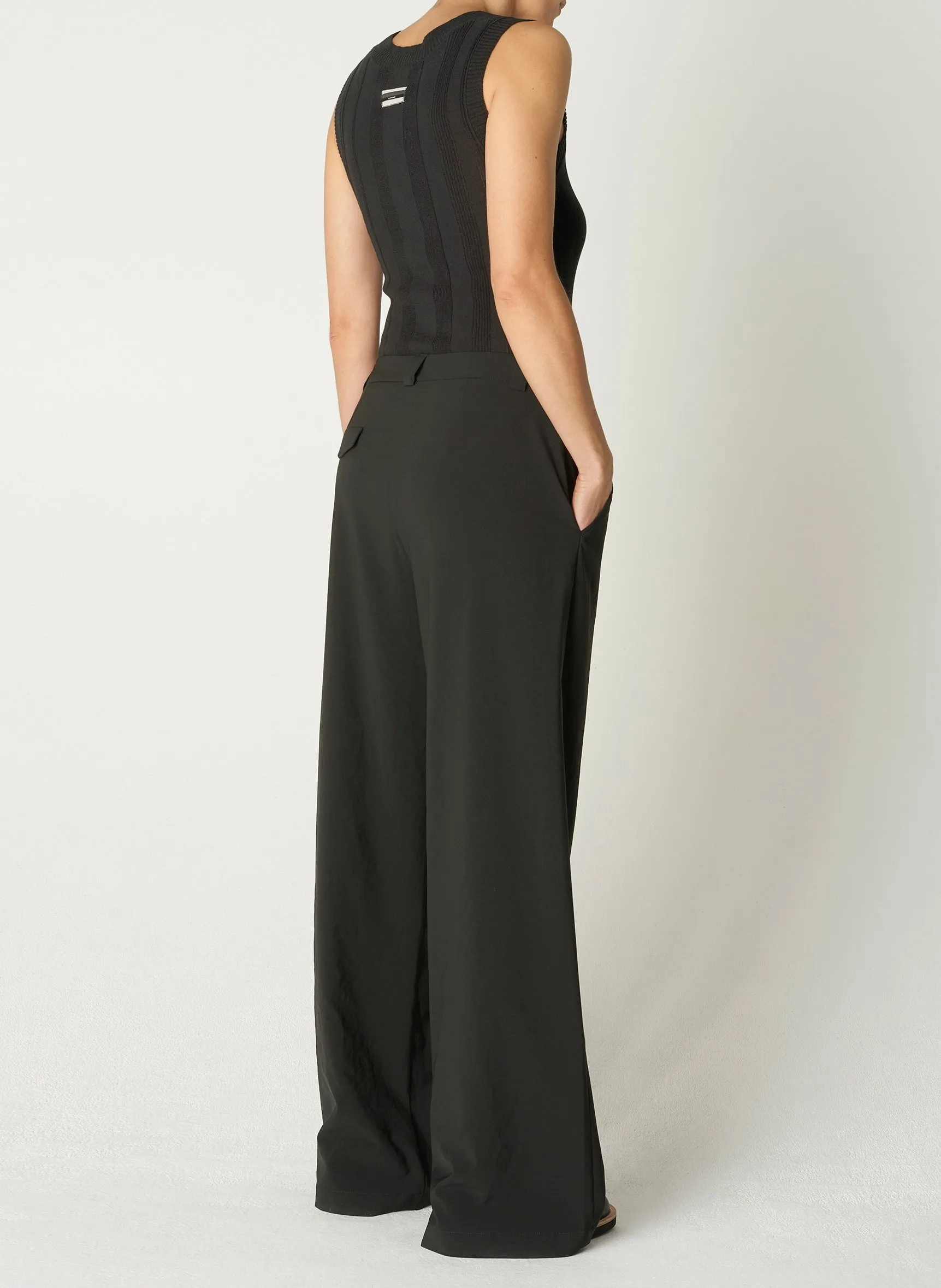 COTELAC Pantalón ancho de talle bajo en negro