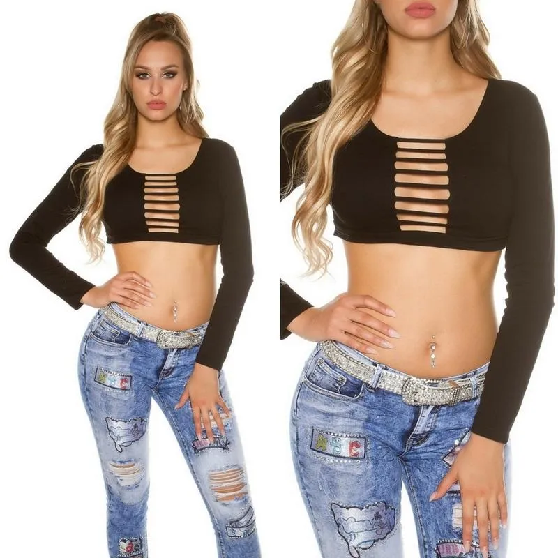 Crop top negro con escote 