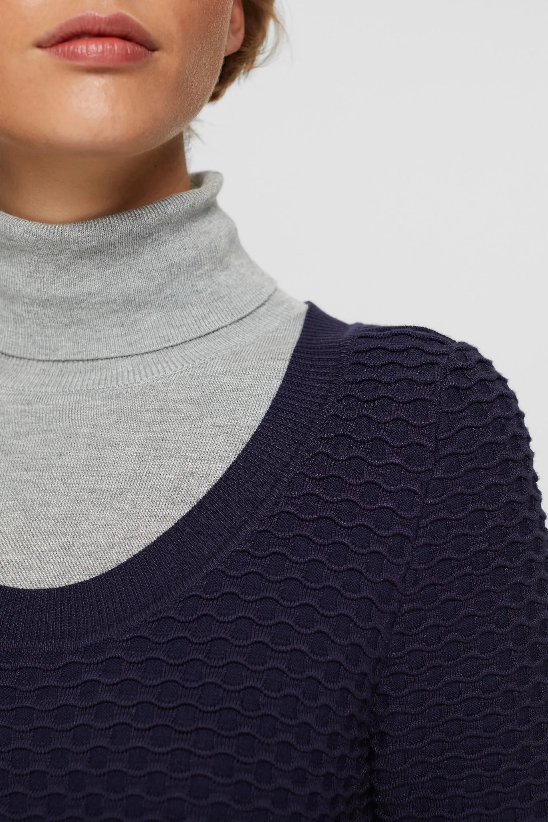 Jersey de cuello redondo con textura