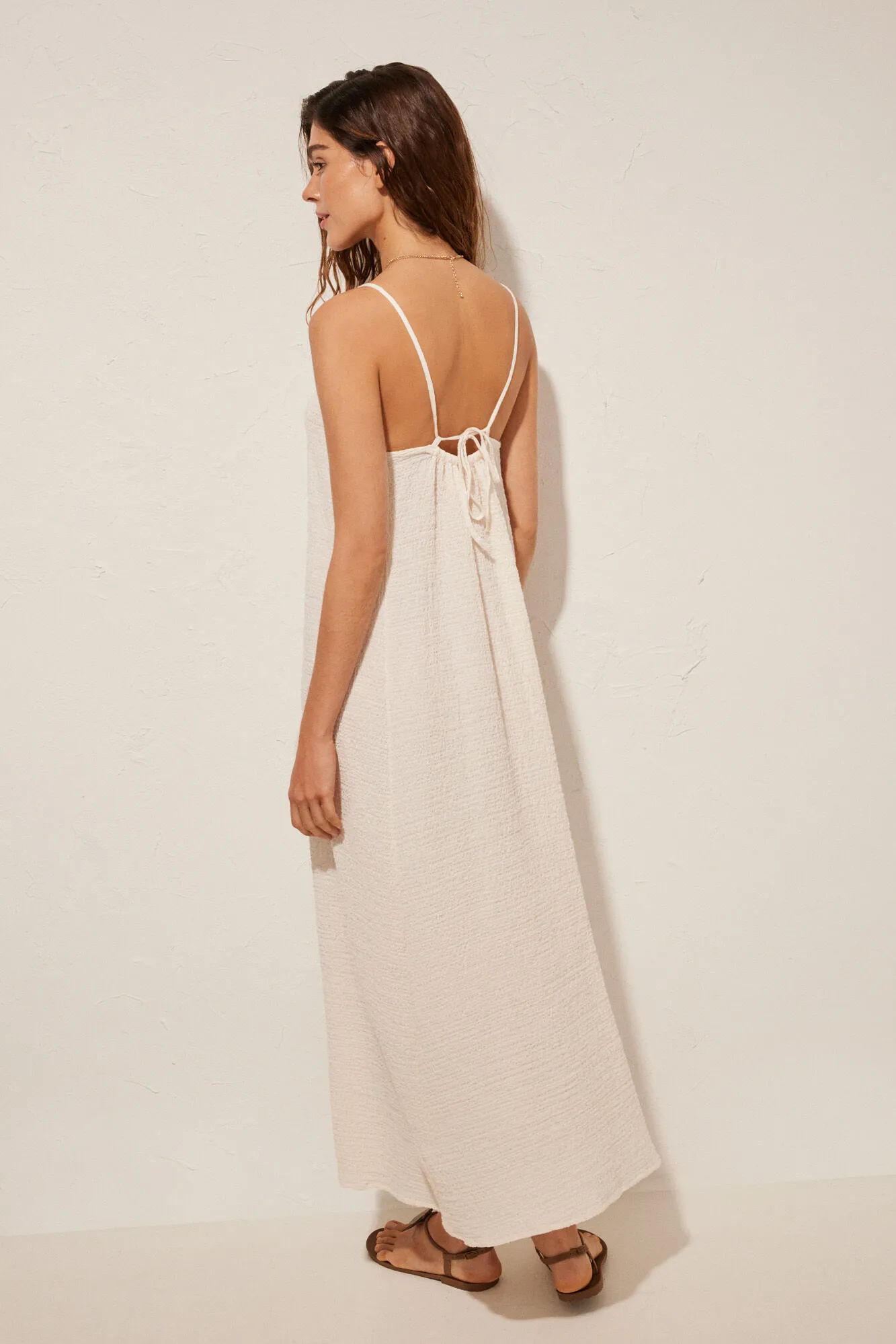 Maxi vestido textura marfil