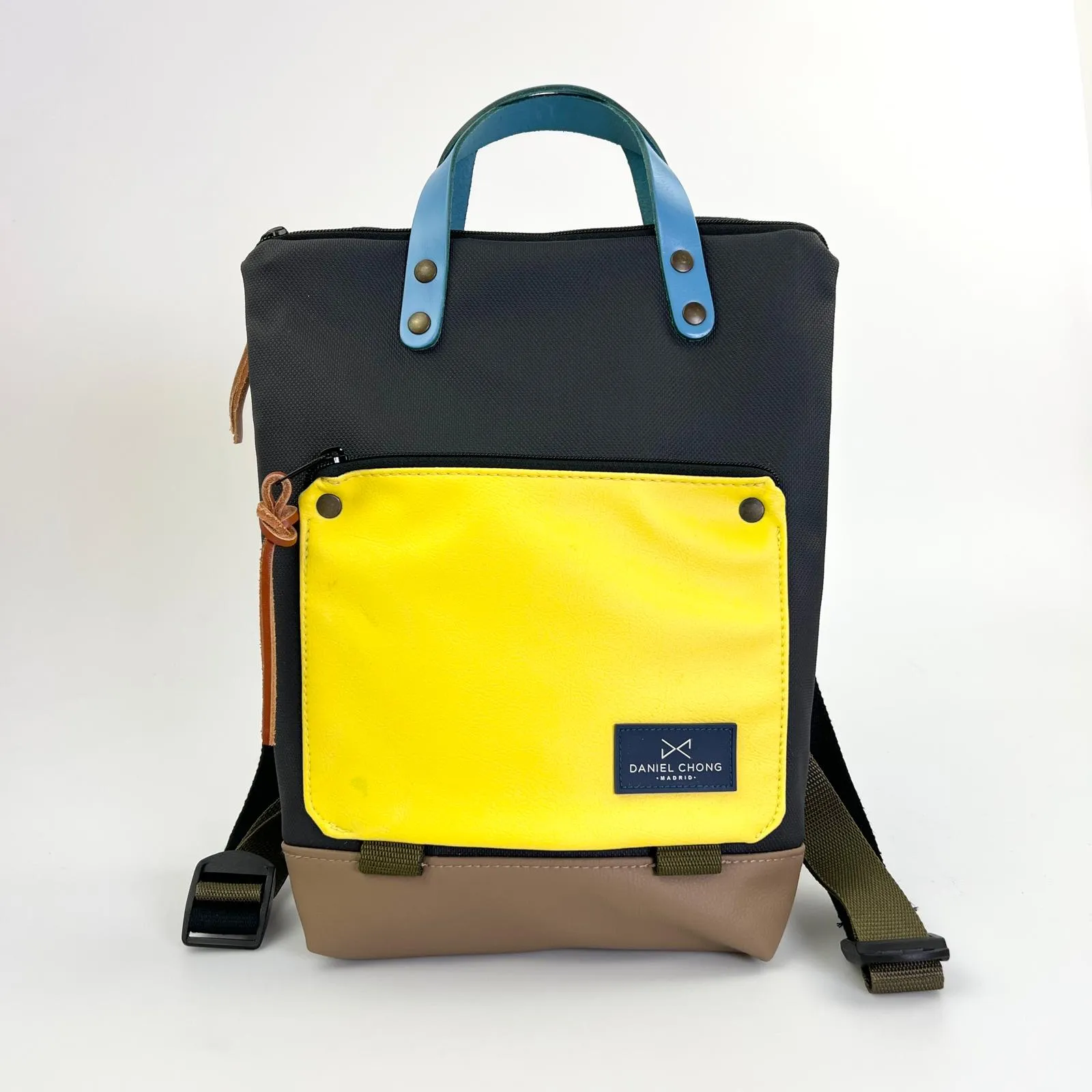 Mochila Book Holder Mini Impermeable DZ OUTLET