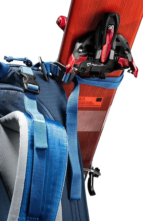 MOCHILA DEUTER FREERIDER 30  NEPTUNE/NIGHTBLUE