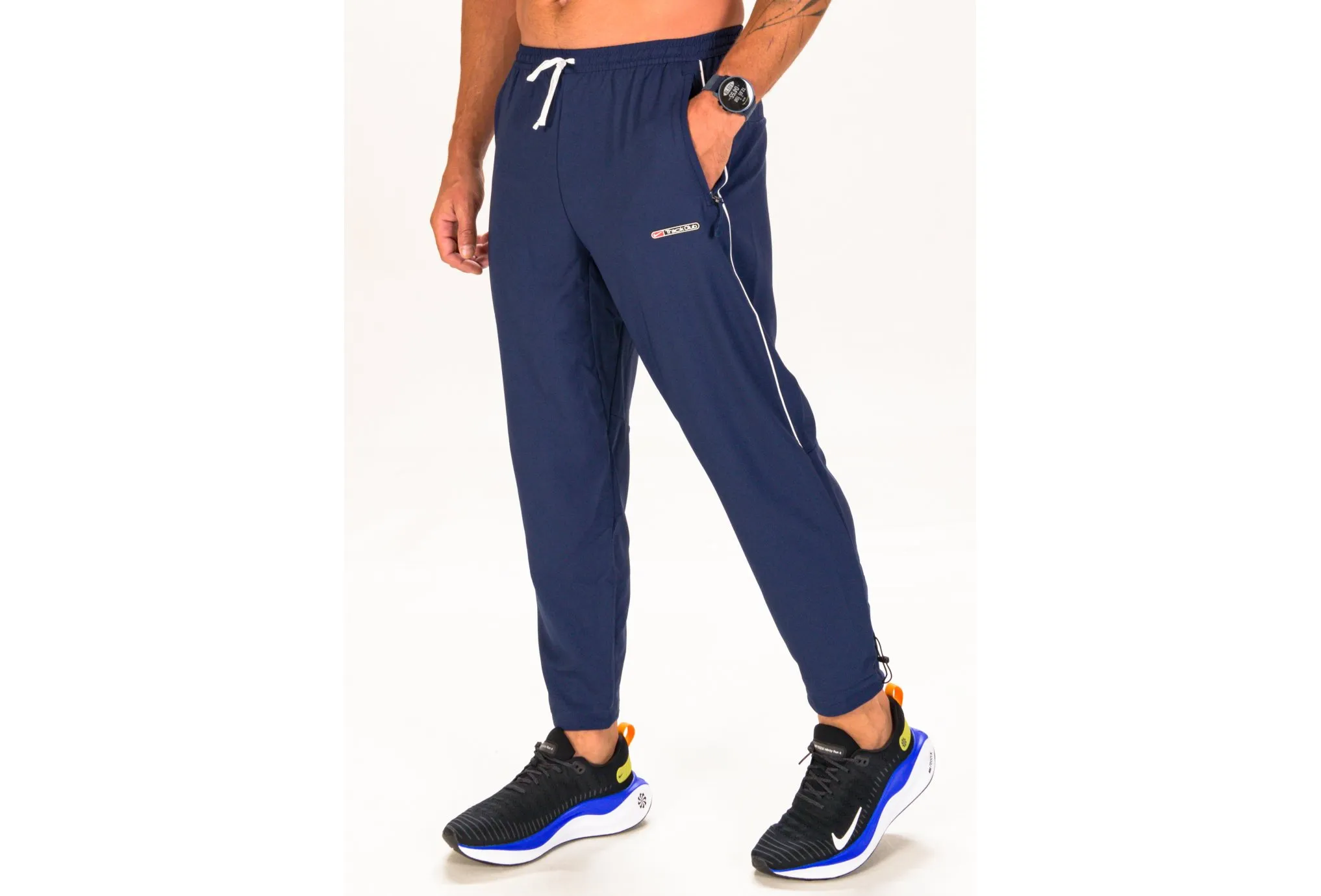 Nike pantalón Challenger Track Club