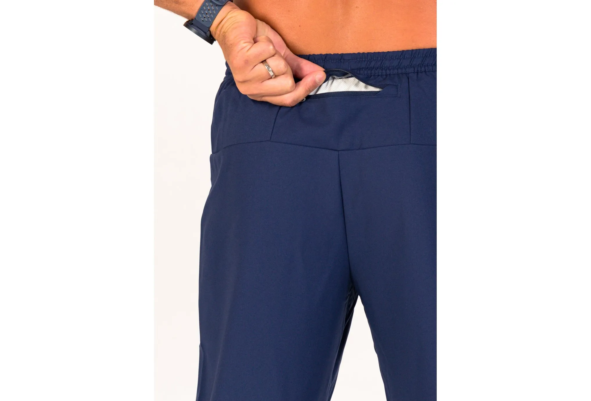Nike pantalón Challenger Track Club