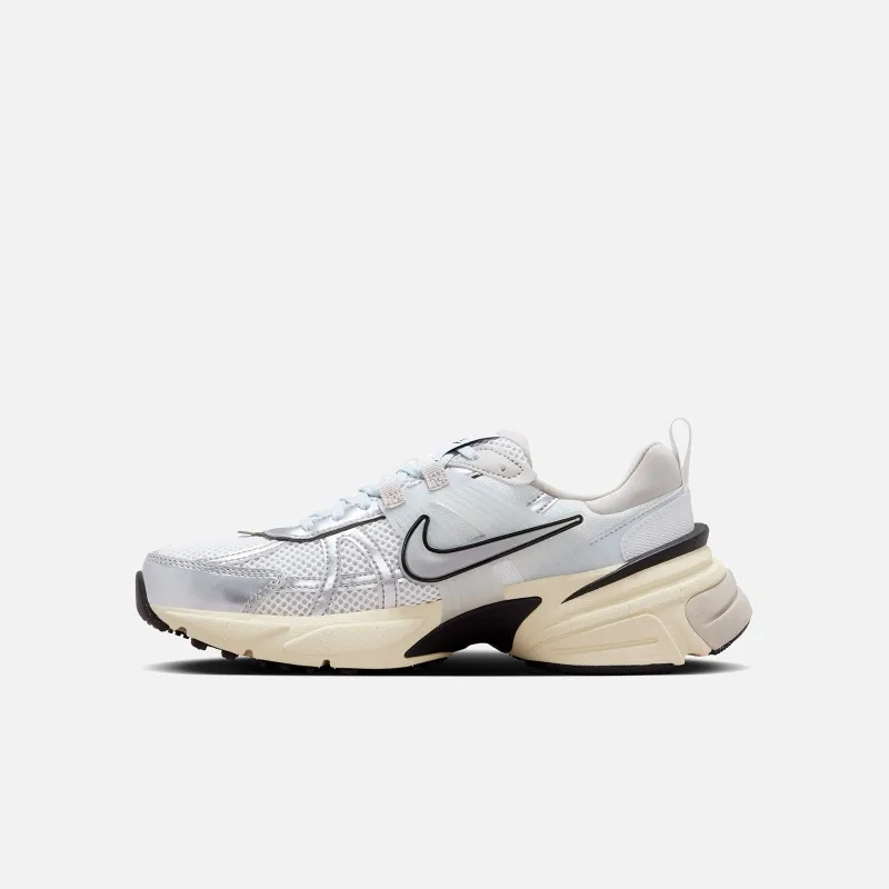 NIKE V2K RUN FD0736100