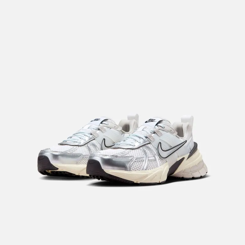 NIKE V2K RUN FD0736100