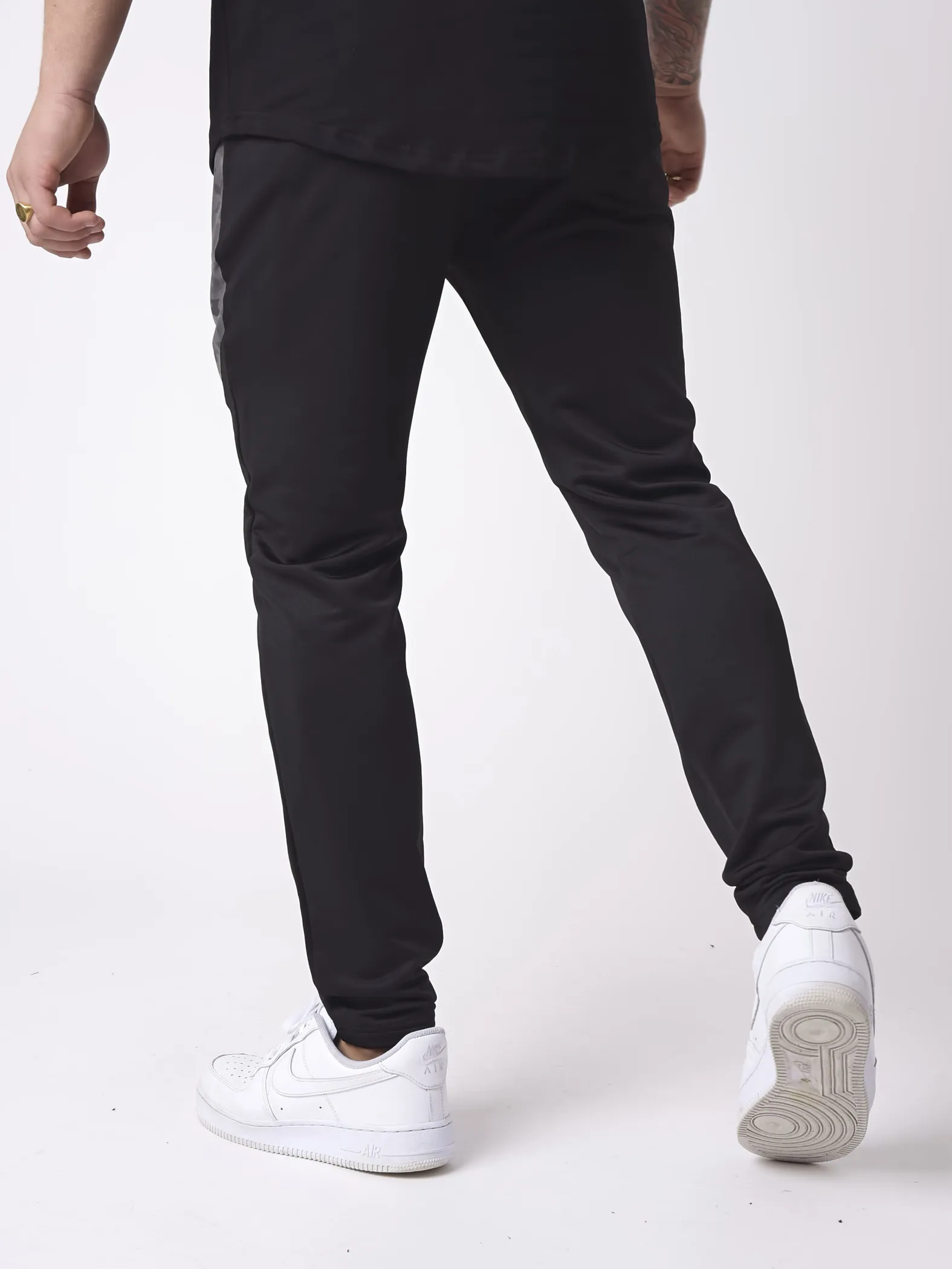 Pantalón con canesú militar reflectante