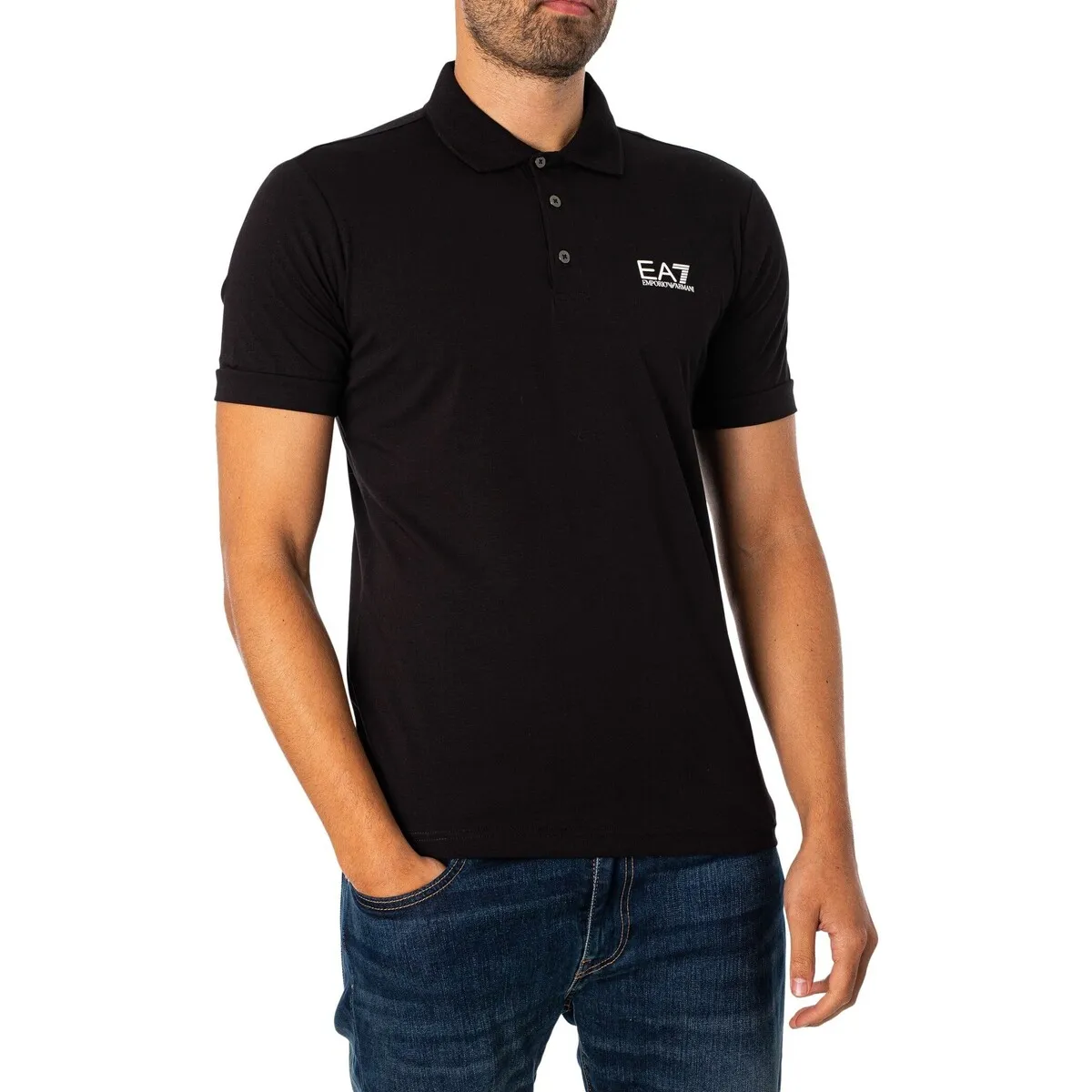 Polo Con Logo En El Pecho