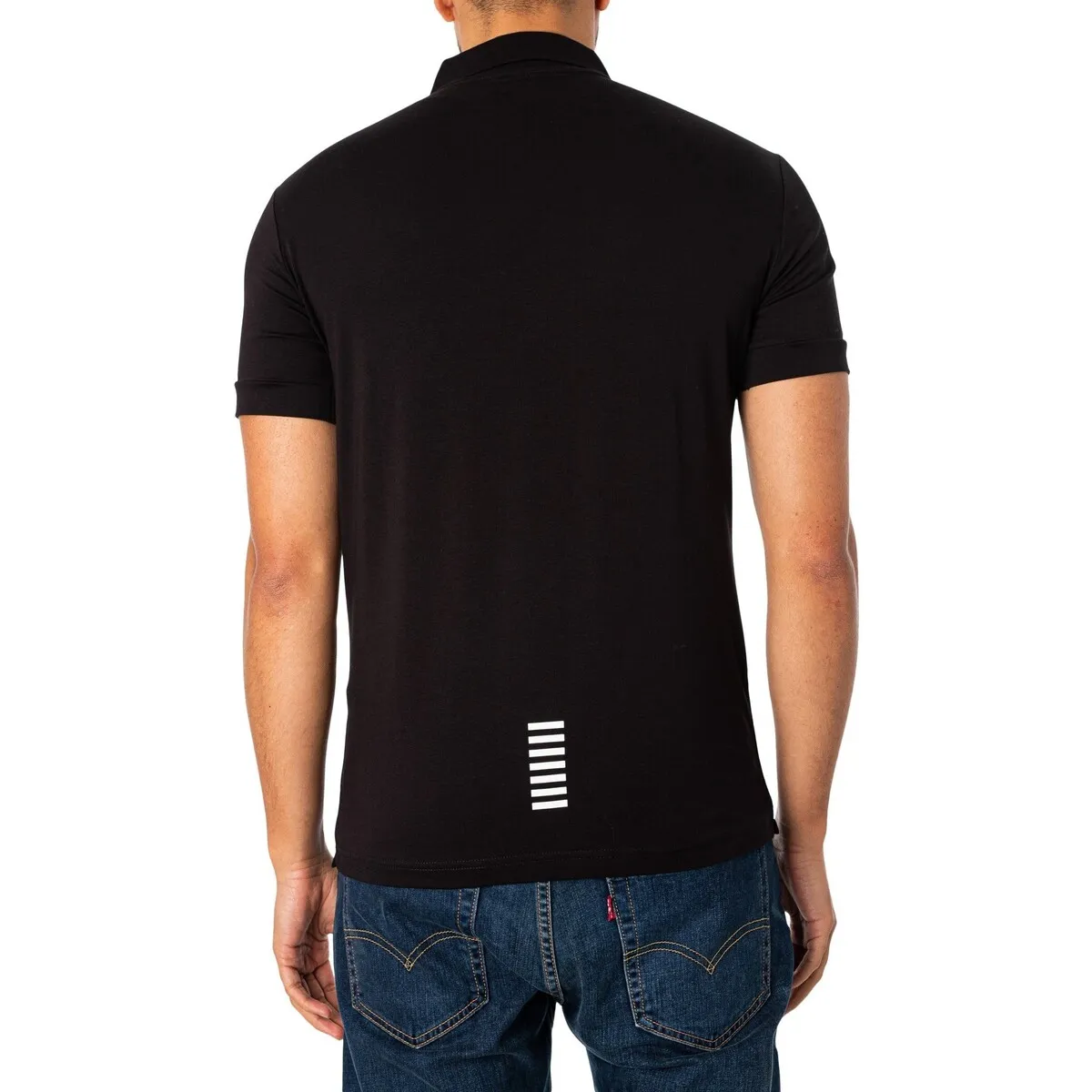 Polo Con Logo En El Pecho