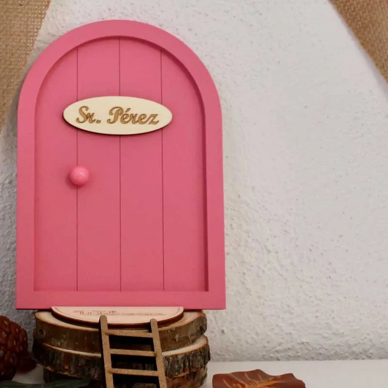 Puerta ratoncito Pérez fresa para niña