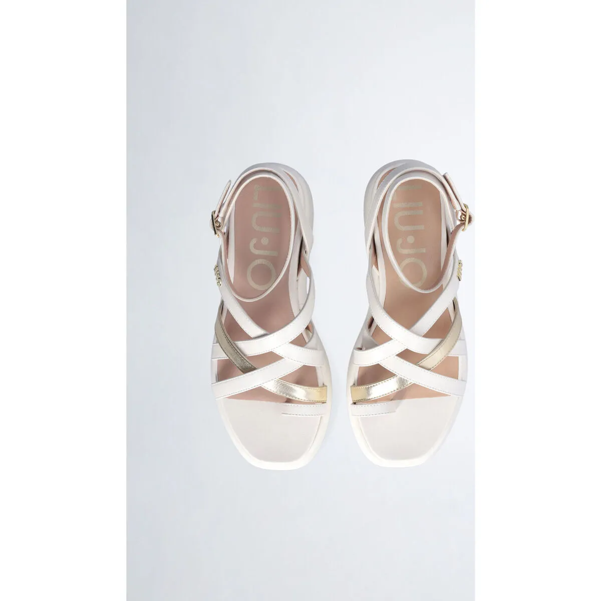 Sandalias de piel con plataforma
