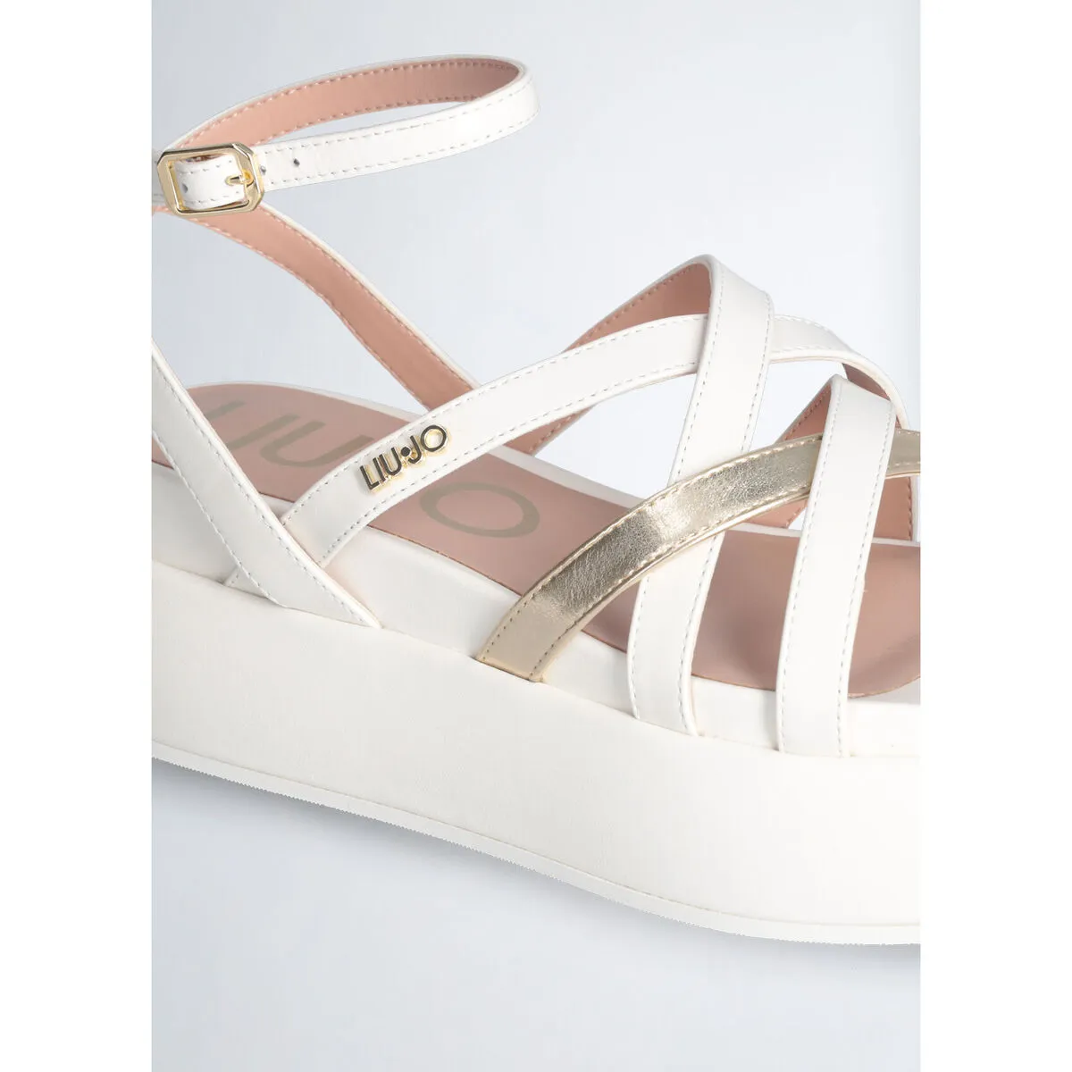 Sandalias de piel con plataforma