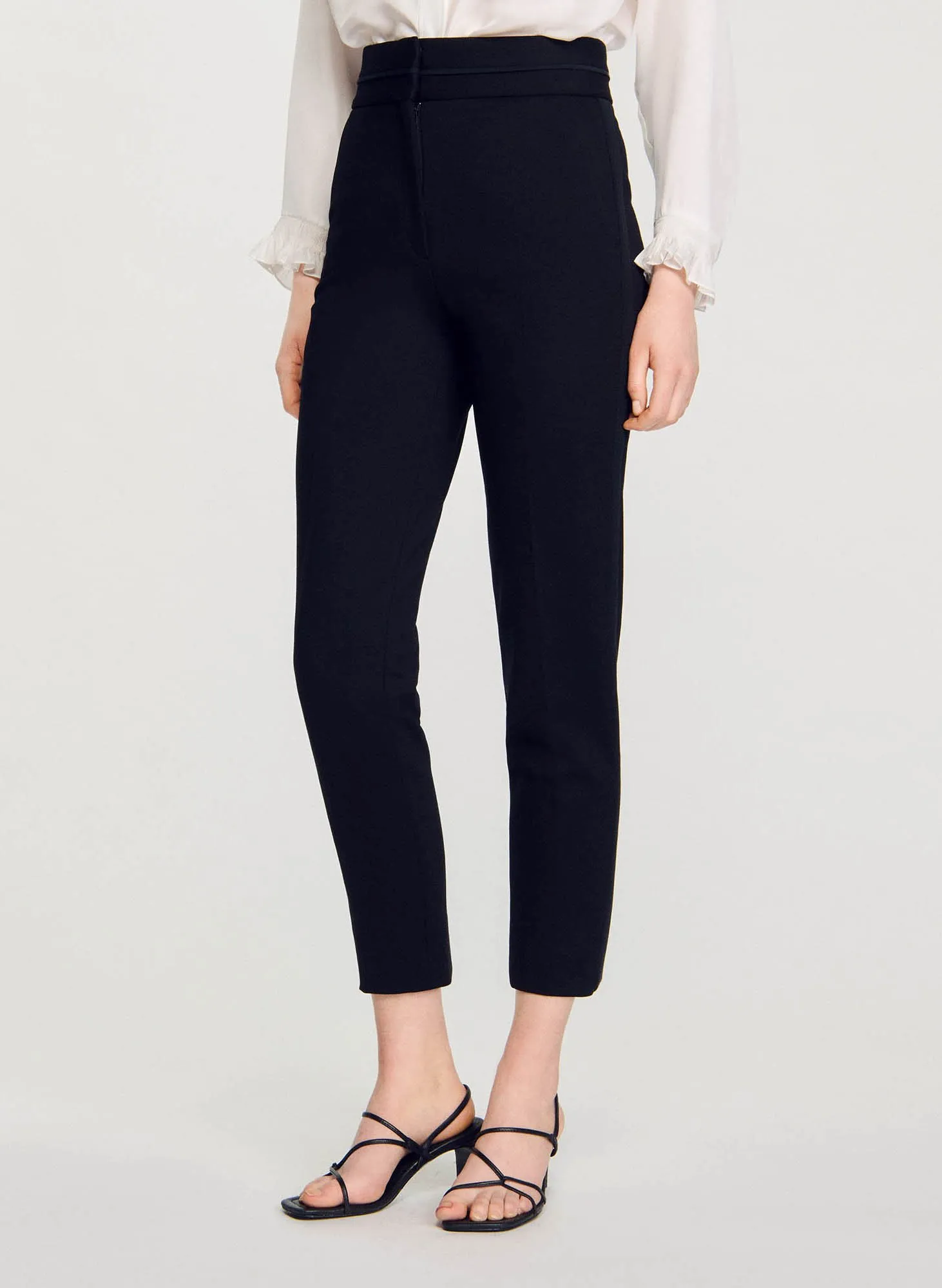 SANDRO Pantalón pitillo de talle alto en negro