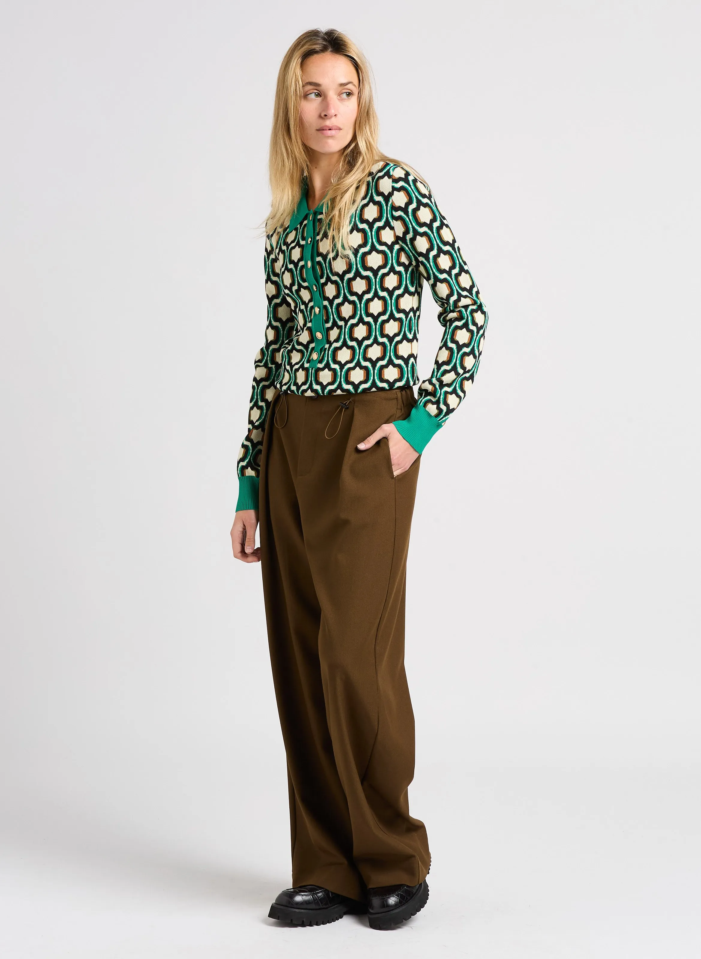SUNCOO JIO  PANTALóN DE TALLE ALTO ANCHO EN MARRON