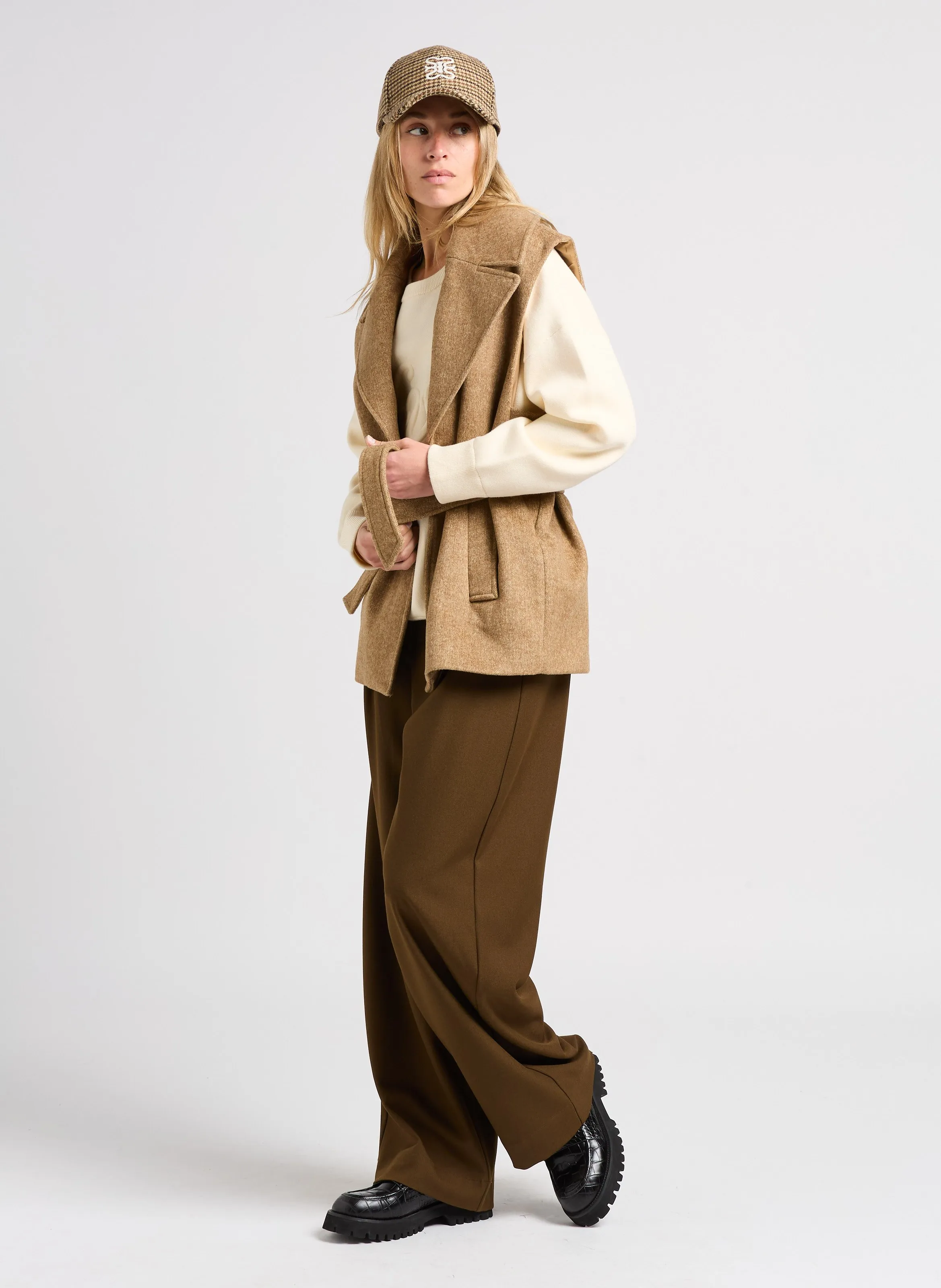 SUNCOO JIO  PANTALóN DE TALLE ALTO ANCHO EN MARRON