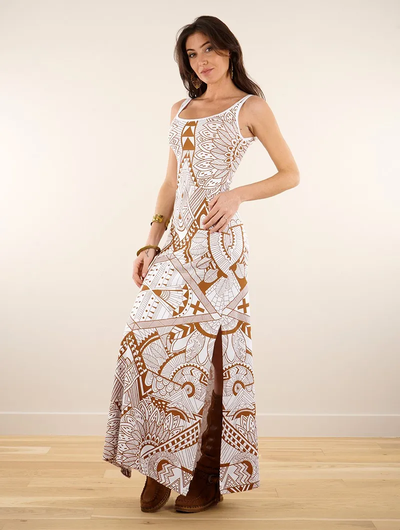 Vestido largo estampado con abertura y tirantes 
