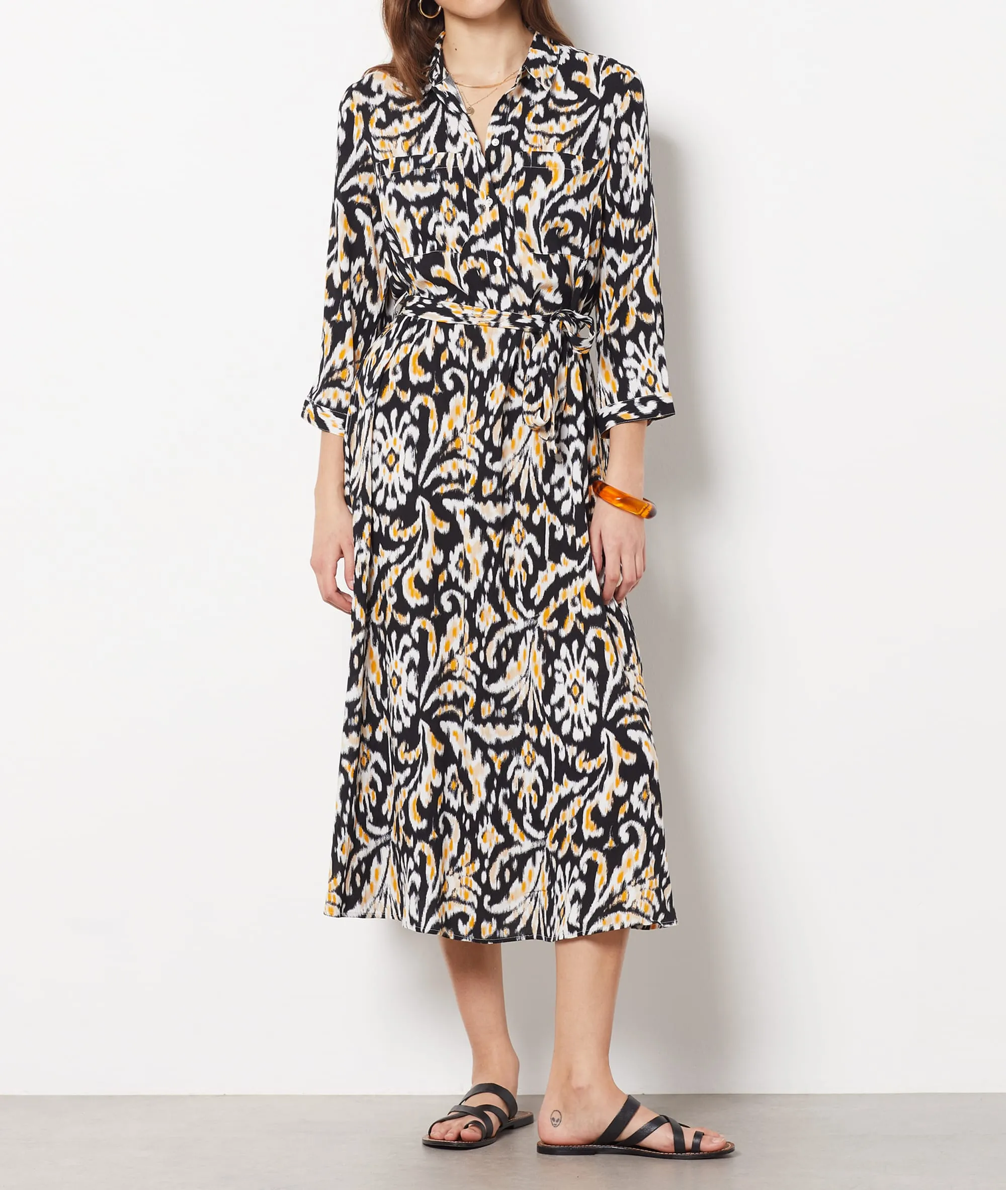 VESTIDO LARGO ESTAMPADO CON BOTONES ANITA IMP FD NOIR  ETAM
