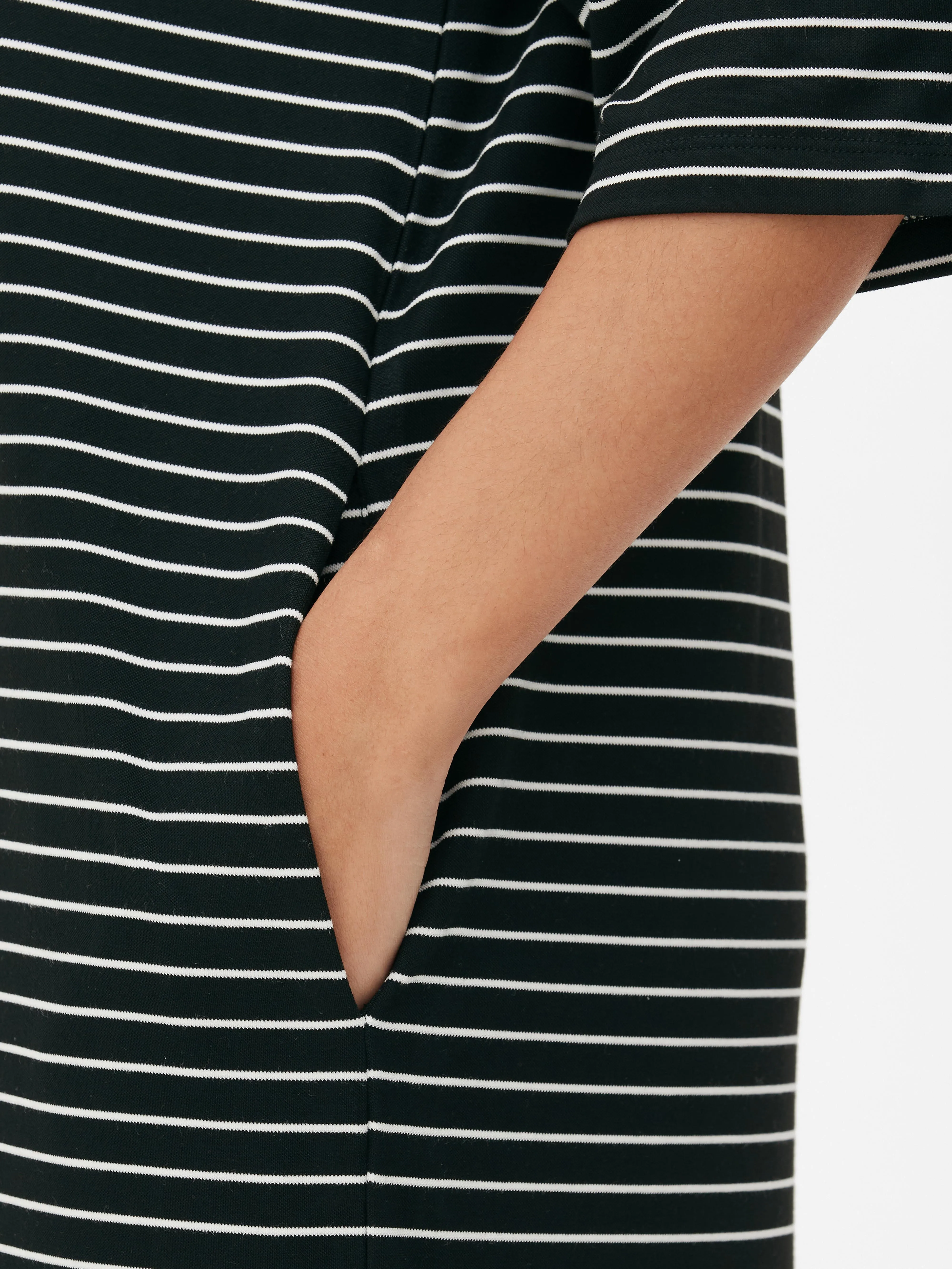 Vestido midi tipo camiseta de The Edit