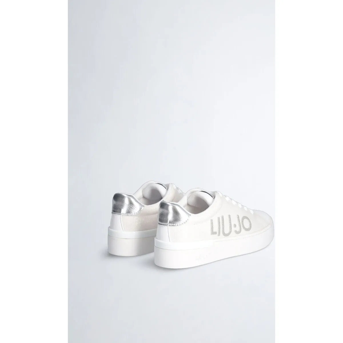 Zapatillas con brillo y logotipo grande