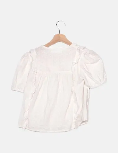 Zara Camisa blanca con bordados